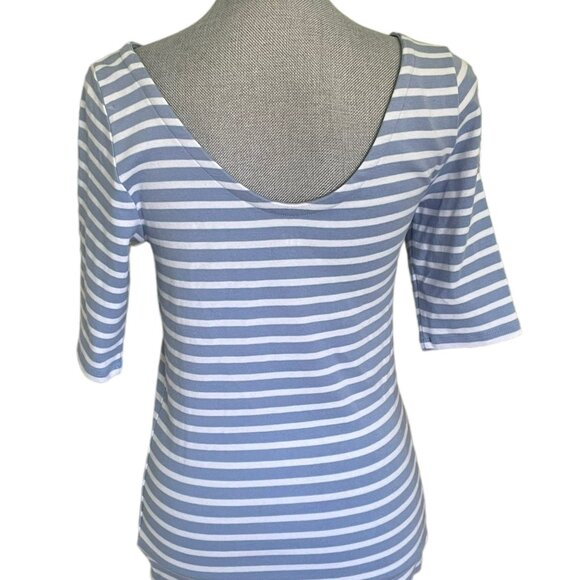 GAP Blue White Striped Scoop Back Mid-Sleeve Top Women's Size M - Picture 2 of 4